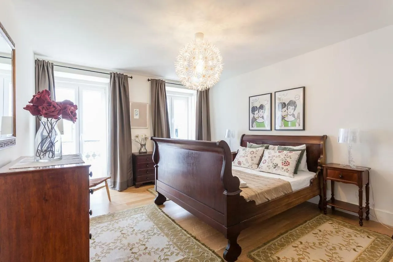 Flh Principe Real Apartment With Terrace And View 리스본 0*,